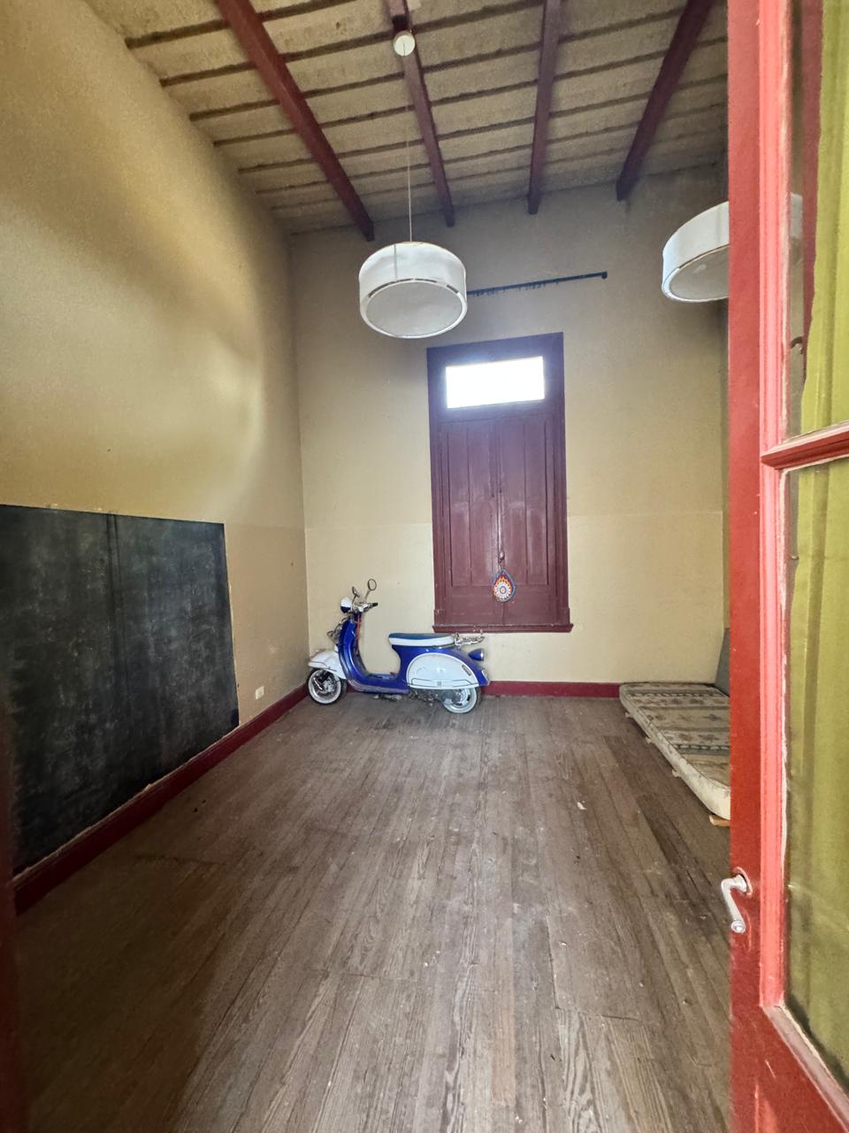 SUIPACHA 4 A Reciclar – Casa 2 Dorm. – Lobos Centro