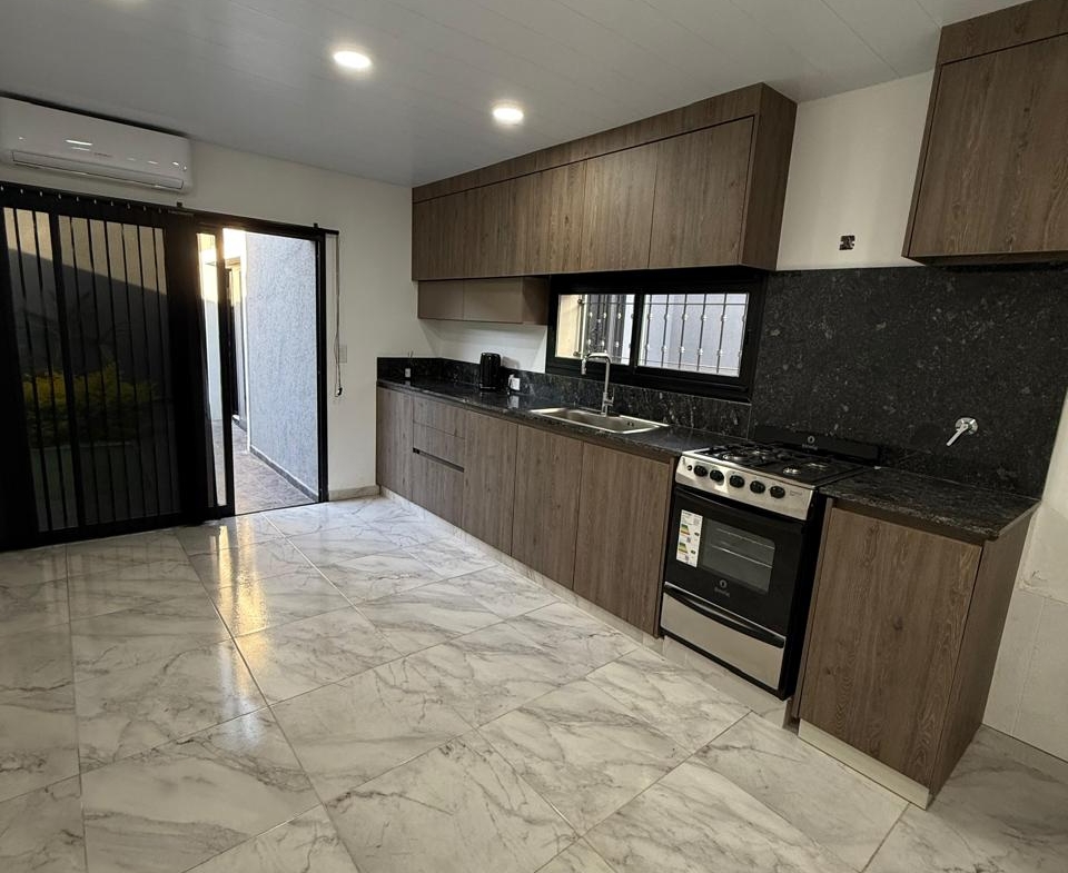 Casa 2 Dorm. 2 Baños – Lobos