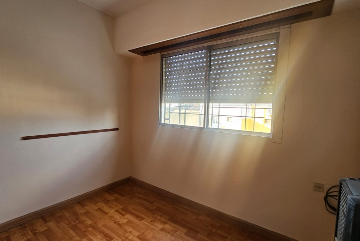 Alquiler 3 Dorm. – Lobos Centro