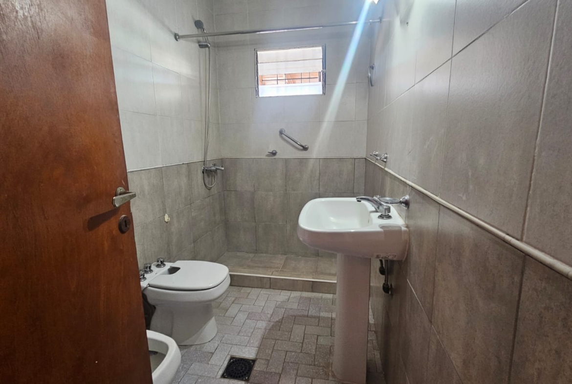 Alquiler 3 Dorm. – Lobos Centro