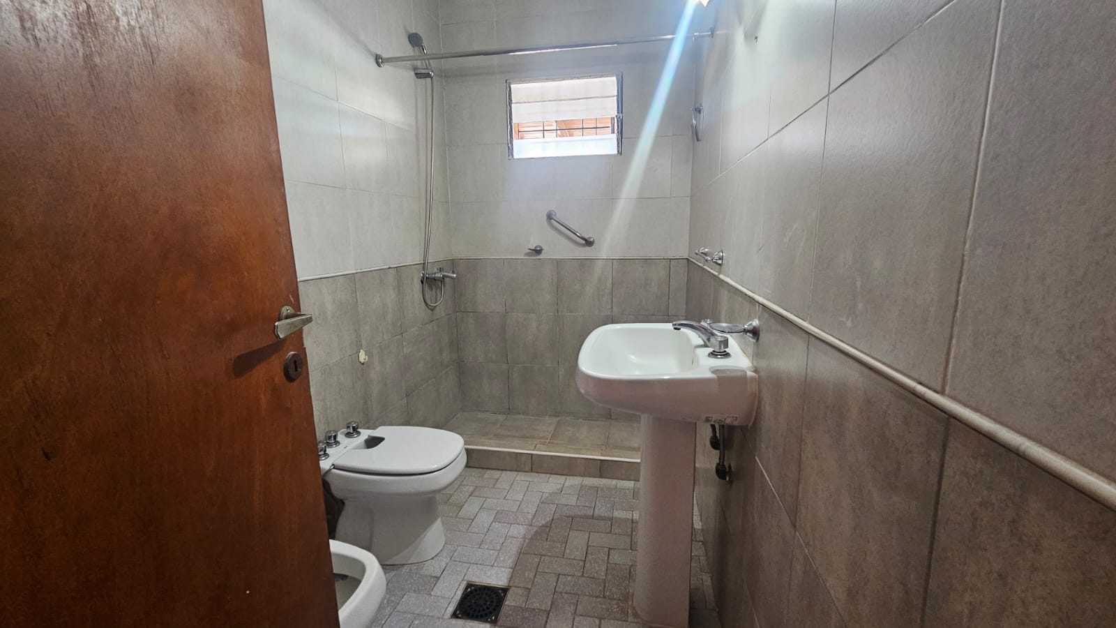Alquiler 3 Dorm. – Lobos Centro