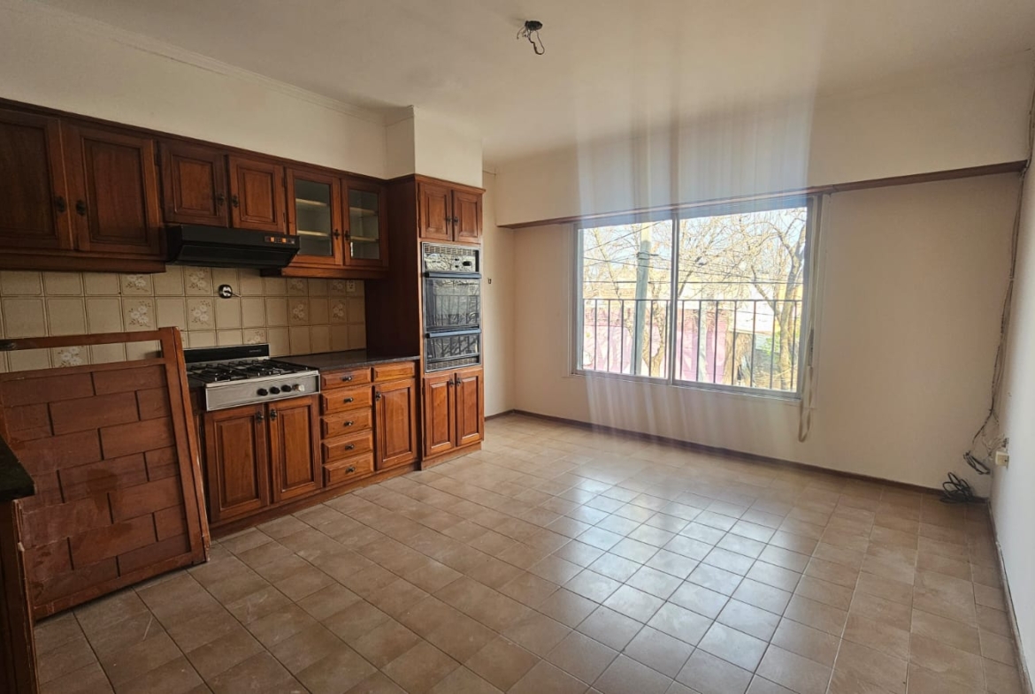 Alquiler 3 Dorm. – Lobos Centro