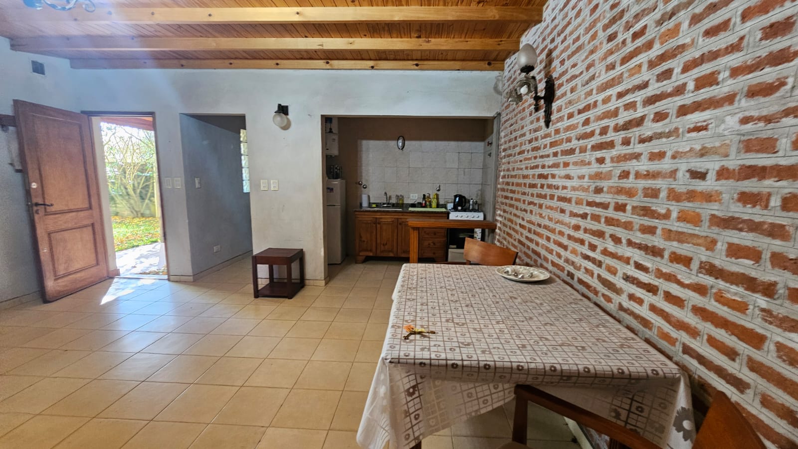 Casa 1 Dorm. 1 Baño – Lobos