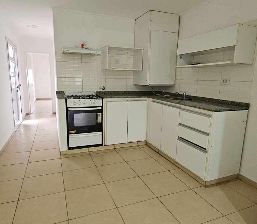 Alquiler Planta Alta – 1 Dorm. – Lobos