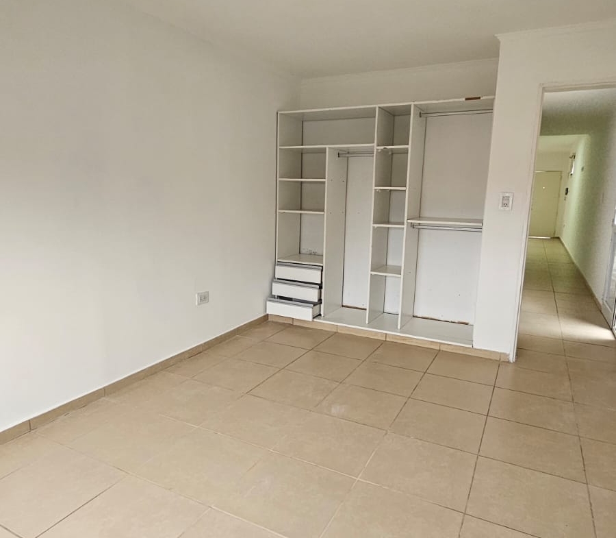 Alquiler Planta Alta – 1 Dorm. – Lobos