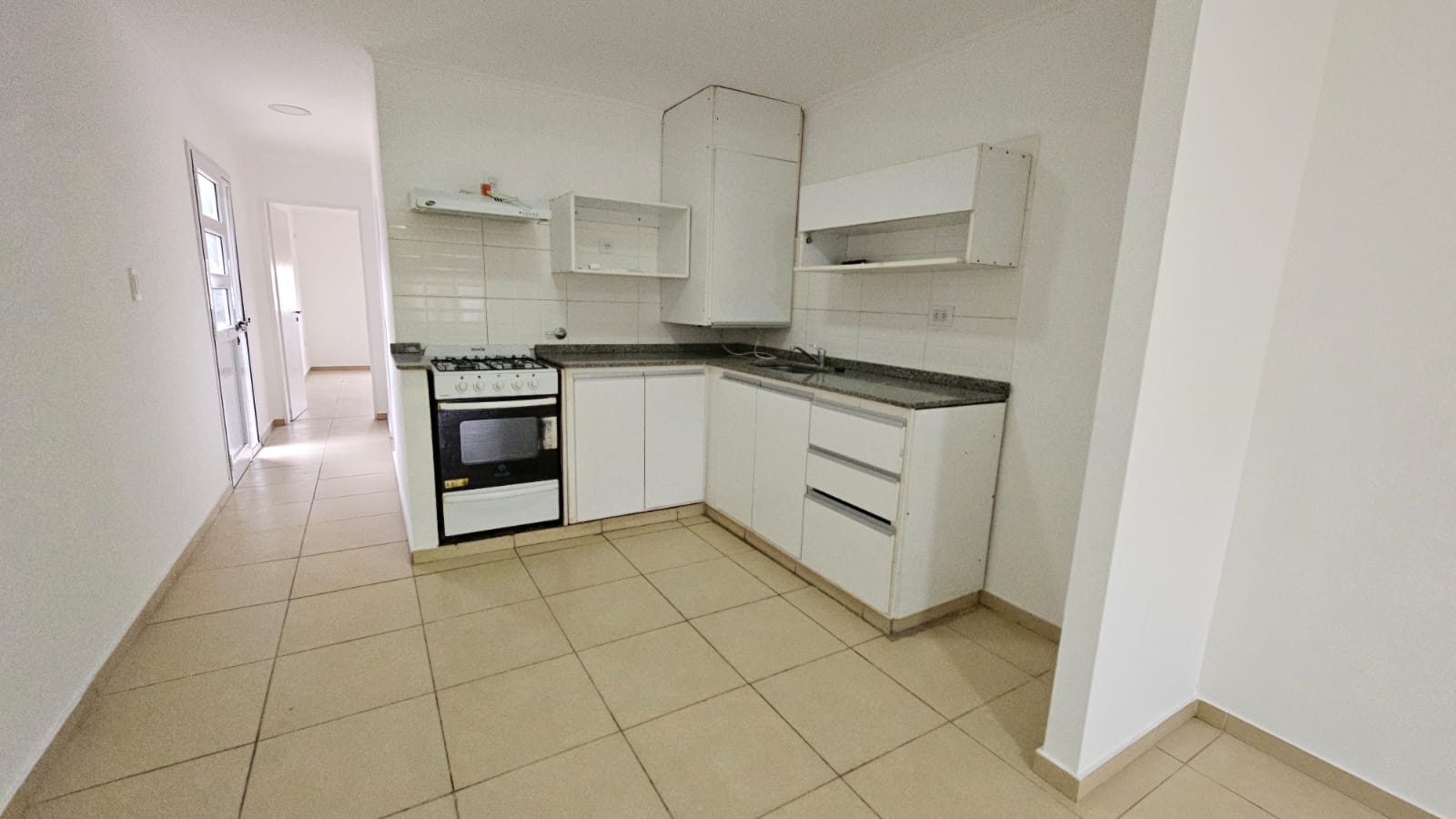 Alquiler Planta Alta – 1 Dorm. – Lobos