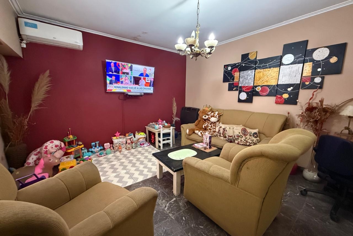 Casa 3 Dorm. 2 Baños – Lobos