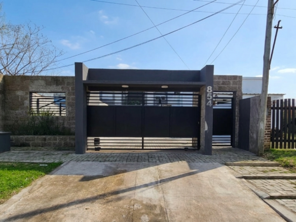 Alquiler Planta Baja – 2 Dorm. – Lobos