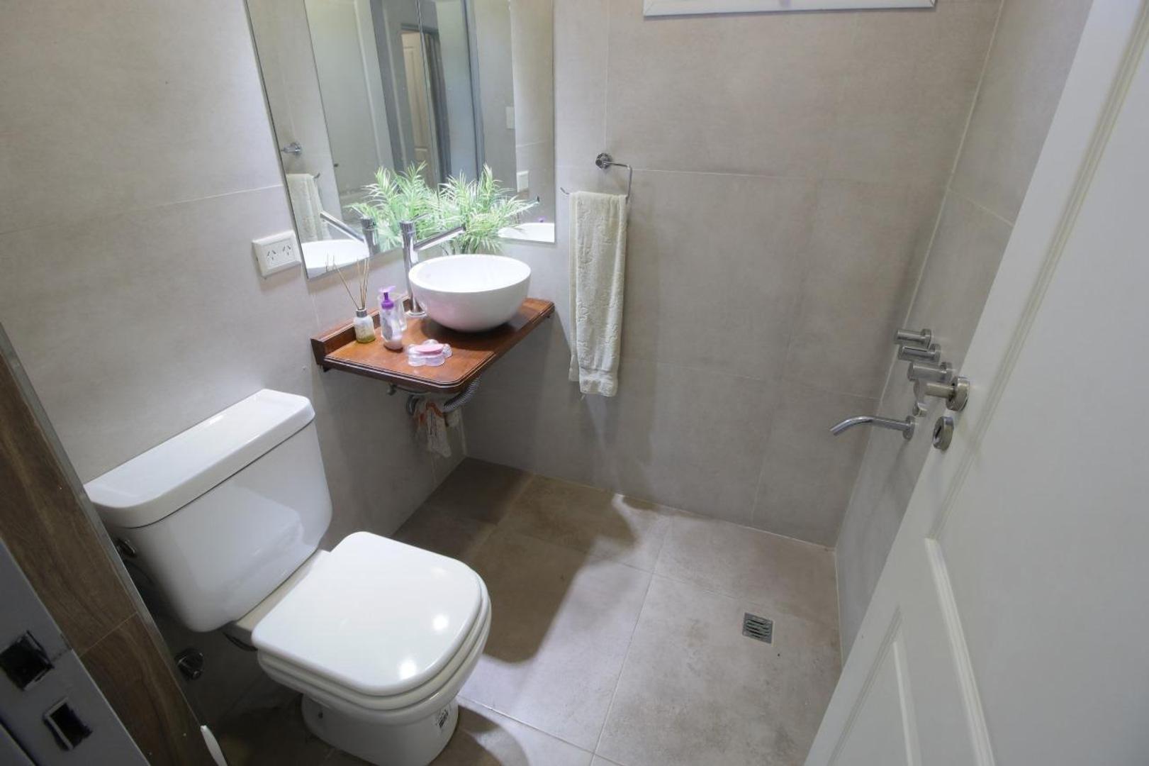 Chacra 2 Dorm. – 3 Baños – Barrio Cerrado Chacras de Uribelarrea