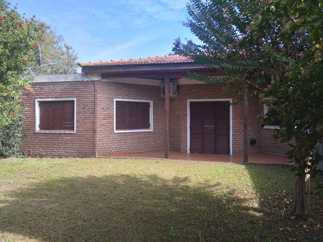 Casa 2 Dorm. 2 Baños – Emp. Lobos