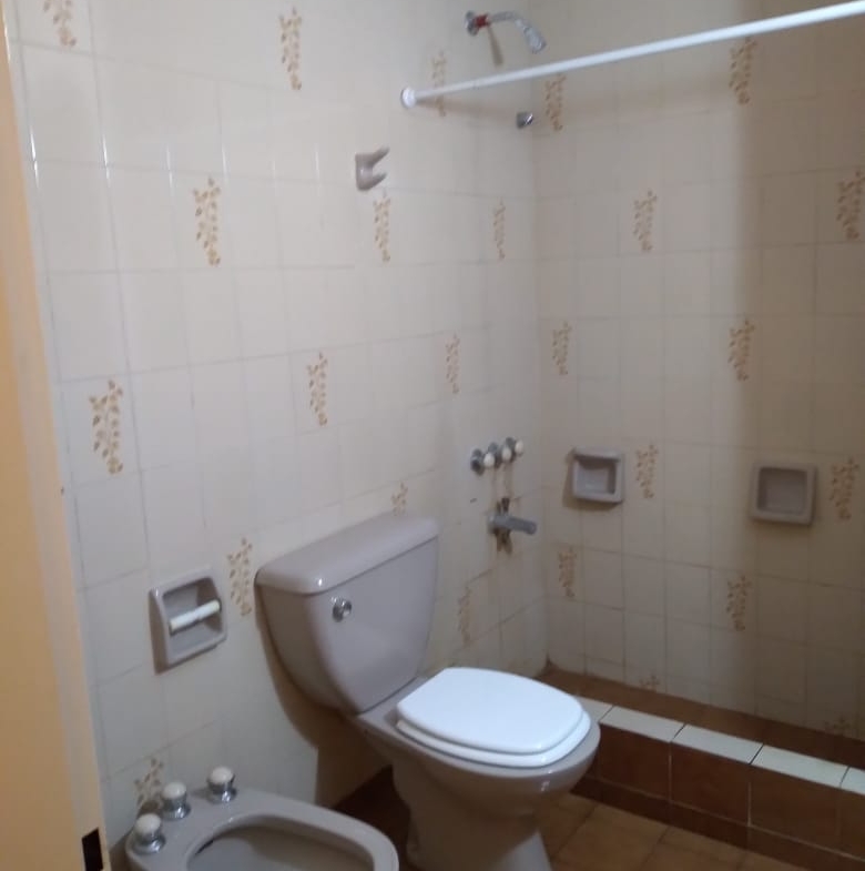 Casa 2 Dorm. 2 Baños – Emp. Lobos