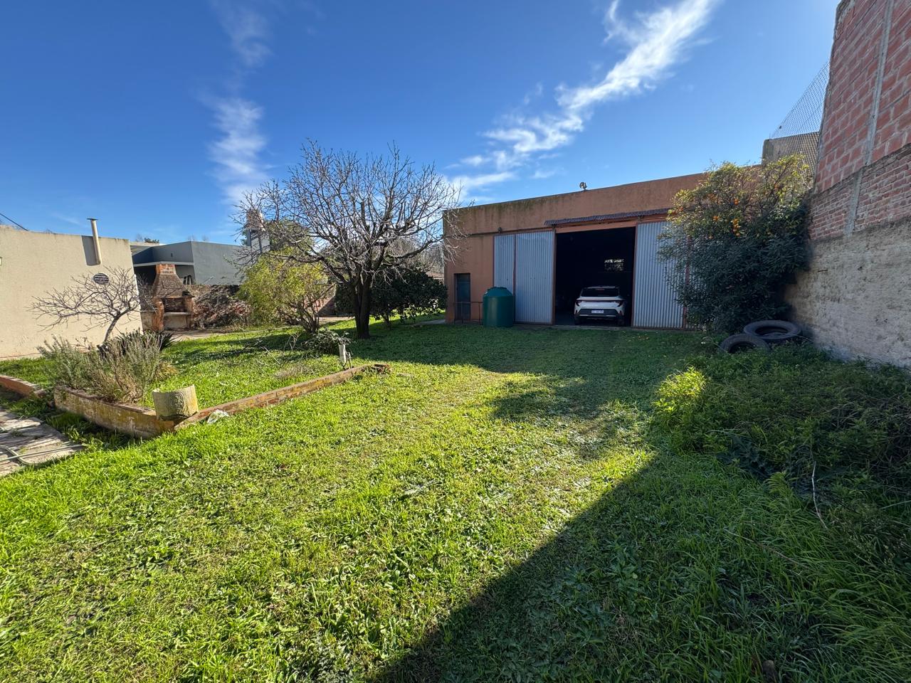 CASA – DEPENDENCIA – GALPON – LOBOS