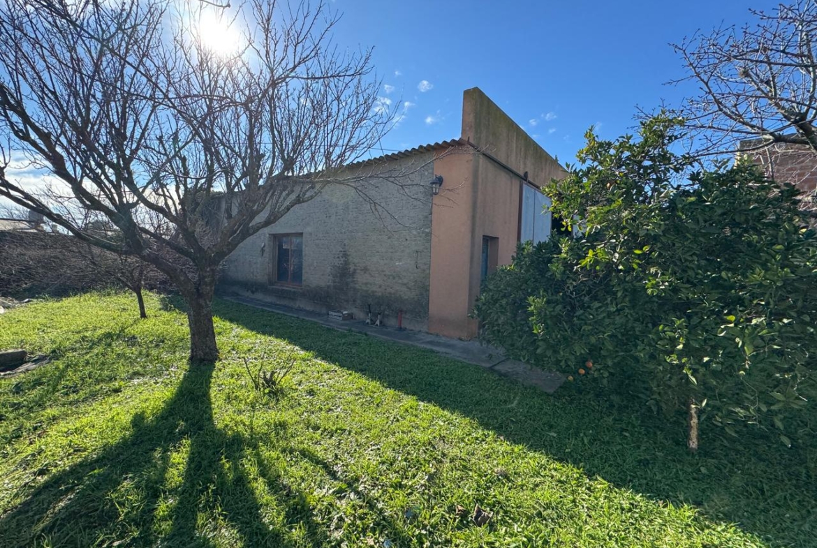 CASA – DEPENDENCIA – GALPON – LOBOS