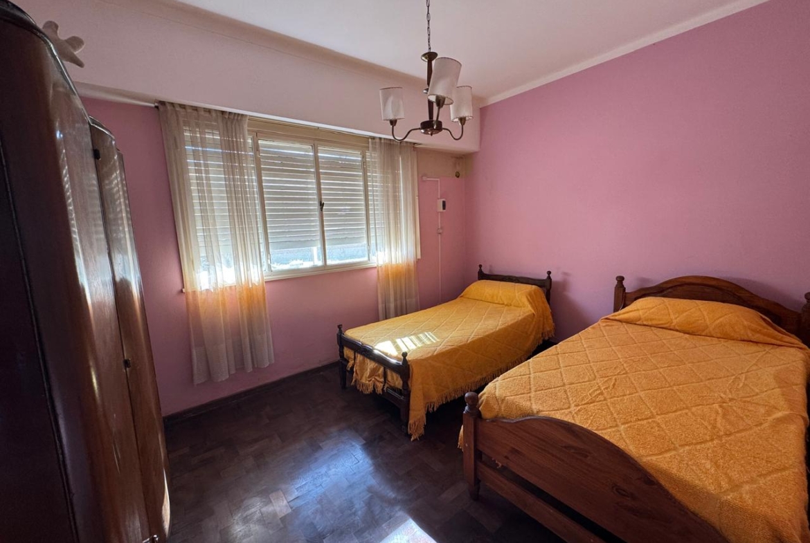 CASA – DEPENDENCIA – GALPON – LOBOS