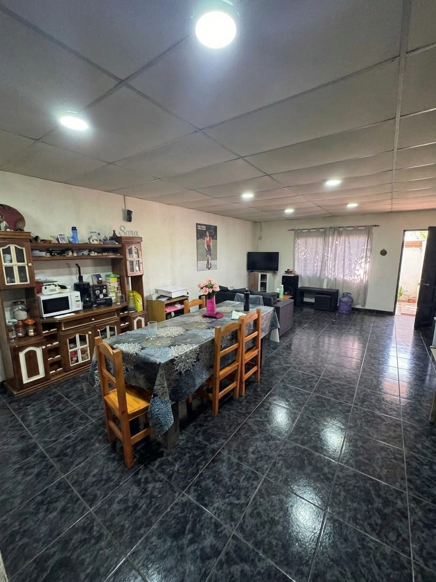 Casa 2 Dorm. 1 Baño – Lobos
